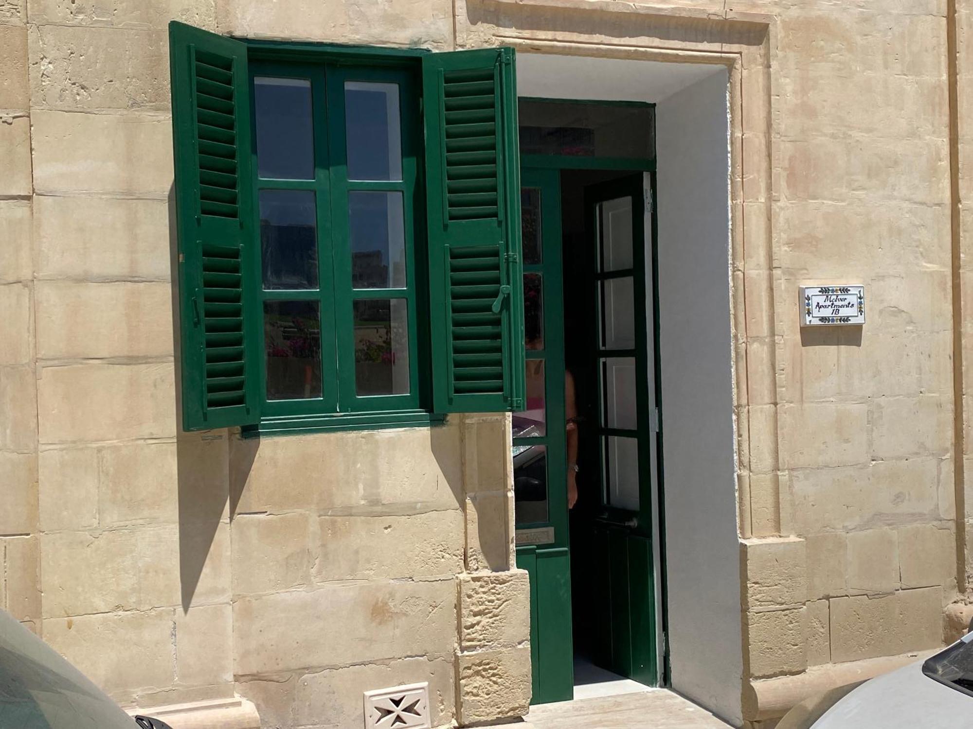 Stylish Typical Maltese Getaway Close To The Sea Sliema Ngoại thất bức ảnh